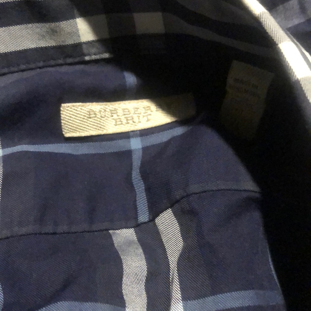 Men’s Burberry shirt
